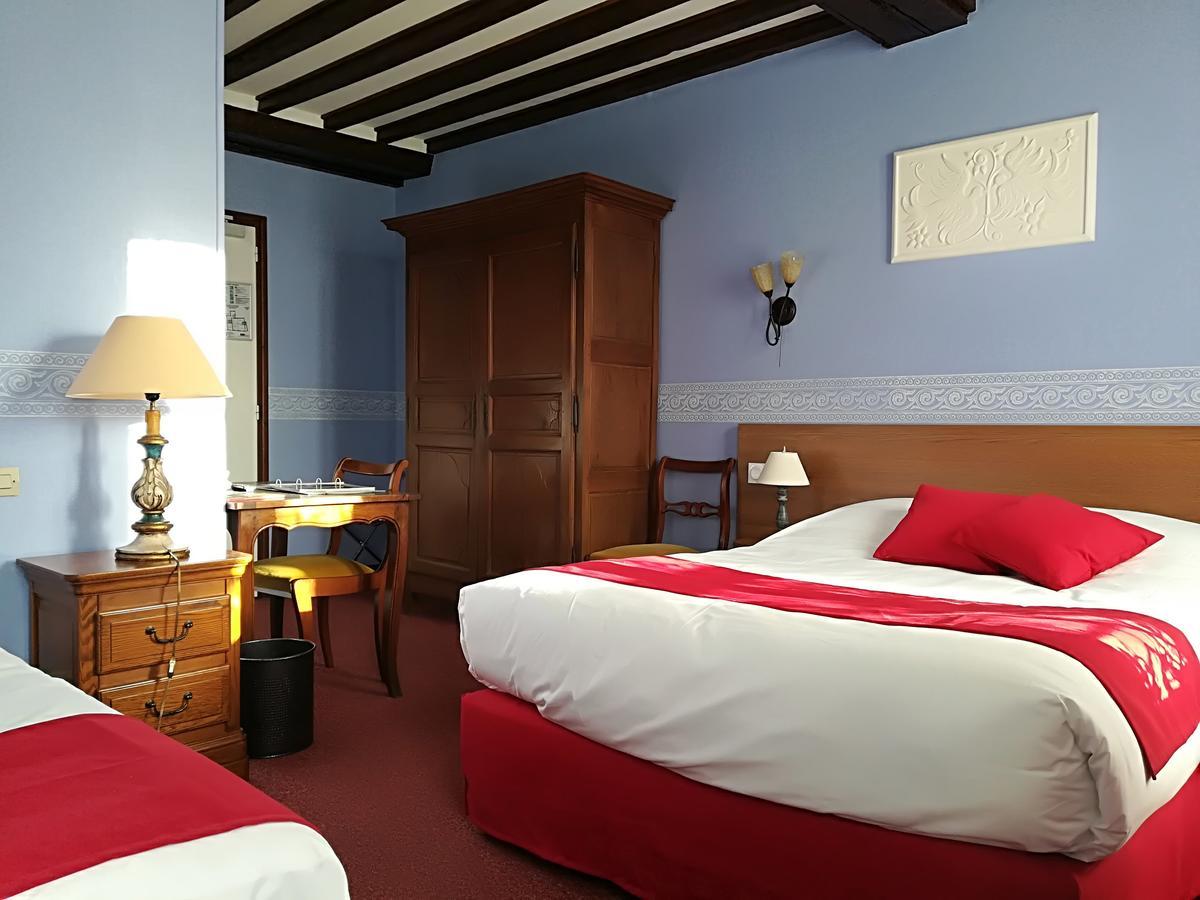 Hostellerie Saint Martin- Logis Hotel Et Restaurant Creully sur Seulles Exterior photo