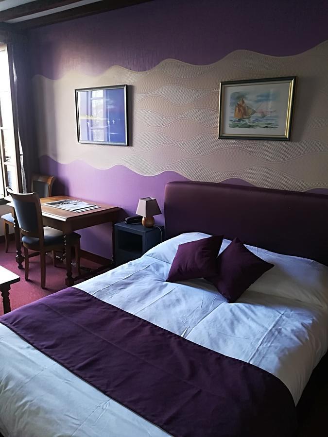 Hostellerie Saint Martin- Logis Hotel Et Restaurant Creully sur Seulles Exterior photo
